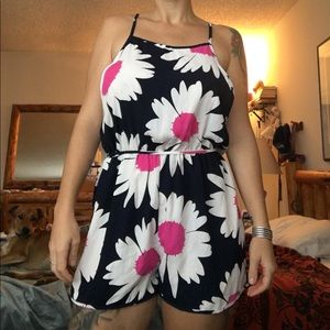 Daisy jumper size Medium